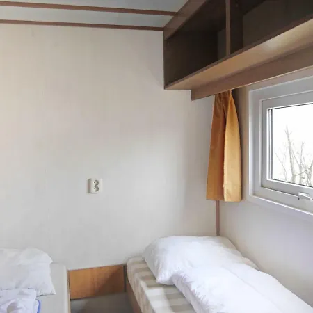 Holiday Wiringherlant.20 Tatil Evi *